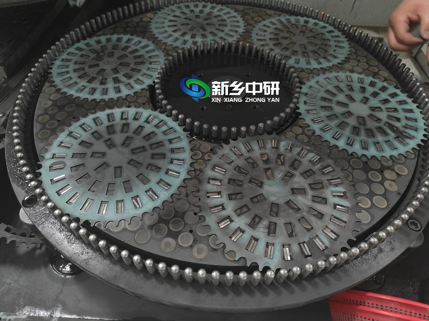 鎢鋼刀片平面研磨拋光